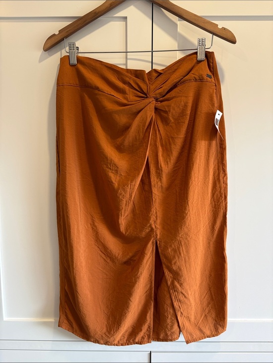 Mexx Dresses & Skirts - Mexx Brown Unlined  Twist-Front Midi Skirt Size Medium